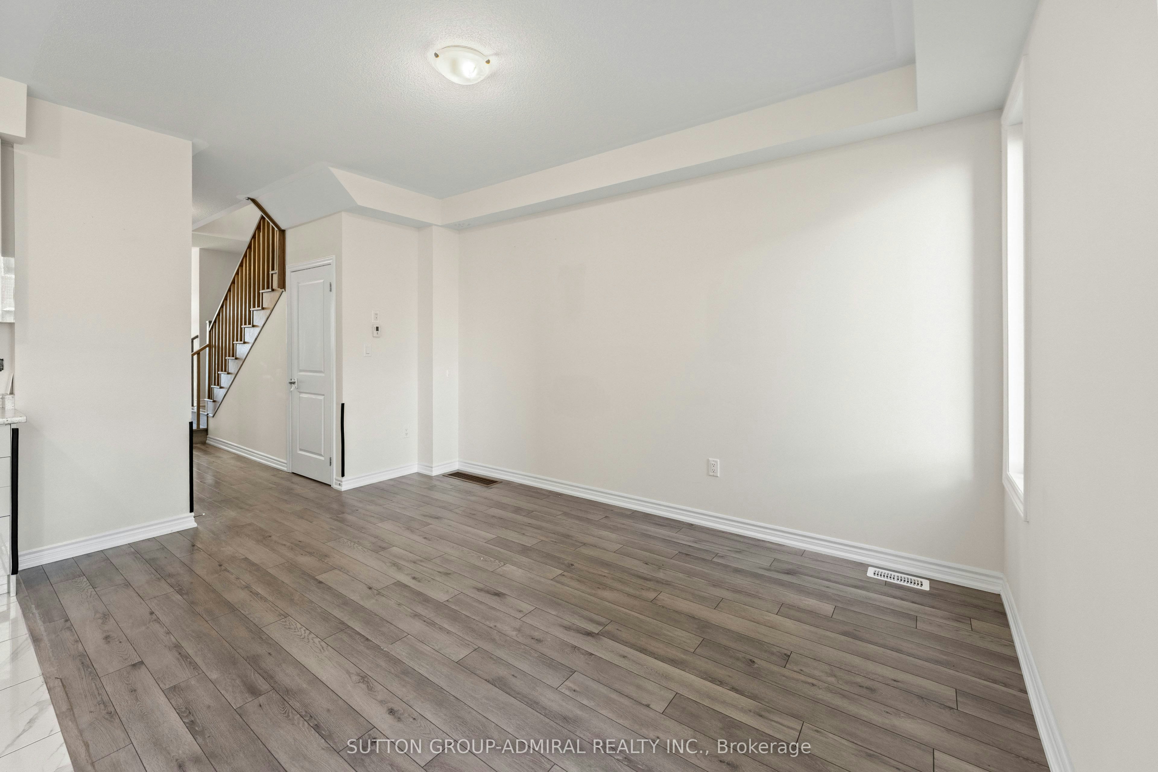 4 Rochester Drive, Barrie, ON, L9J 0W1 - 13