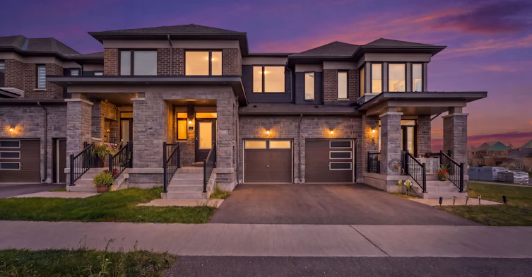 4 Rochester Drive, Barrie, ON, L9J 0W1