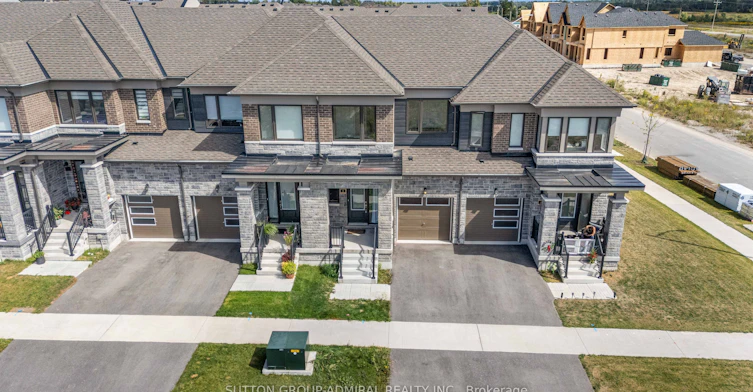 4 Rochester Drive, Barrie, ON, L9J 0W1 - 2