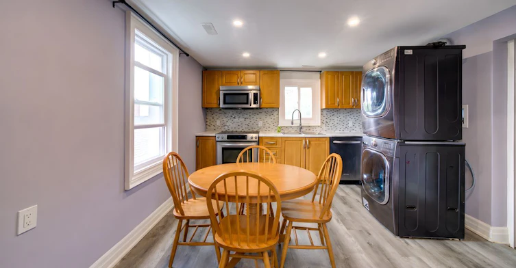 Upper 2 Floors-121 Seventh Street, Midland, ON, L4R 3Y9 - 9