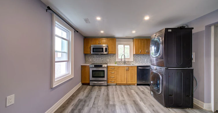 Upper 2 Floors-121 Seventh Street, Midland, ON, L4R 3Y9 - 8
