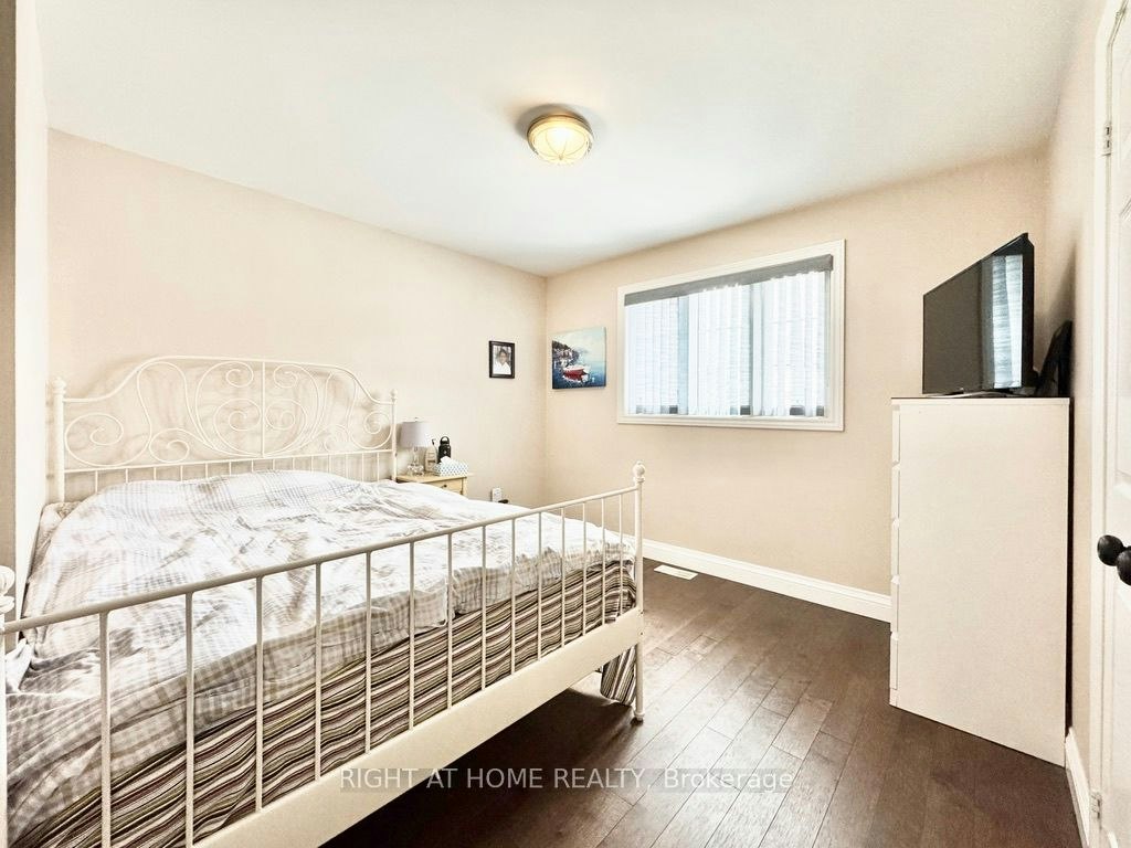 16 Grants Way, Barrie, ON, L4N 0J4 - 11