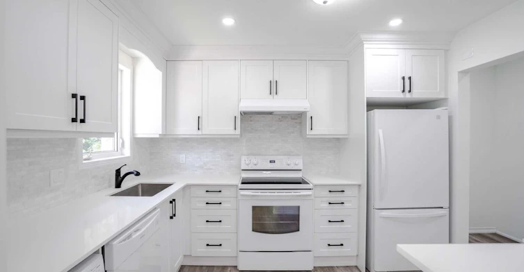 Upper-18 Shannon Street, Orillia, ON, L3V 7K2 - 2
