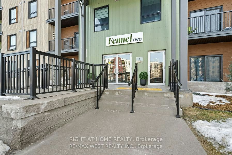 113-5 Chef Lane, Barrie, ON, L9J 0J8 - 2