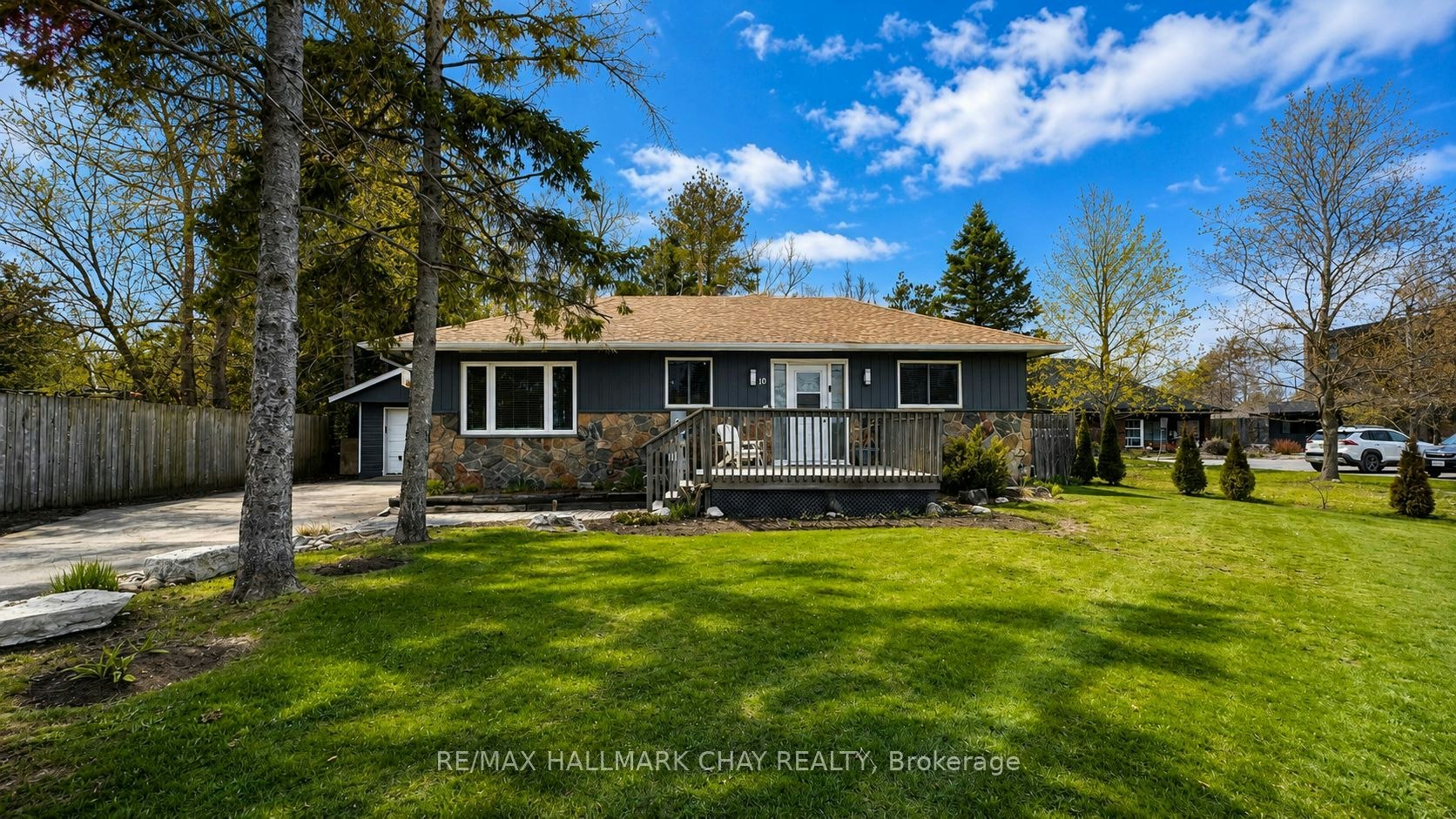 10 Finlay Mill Road, Springwater, ON, L0L 1X0