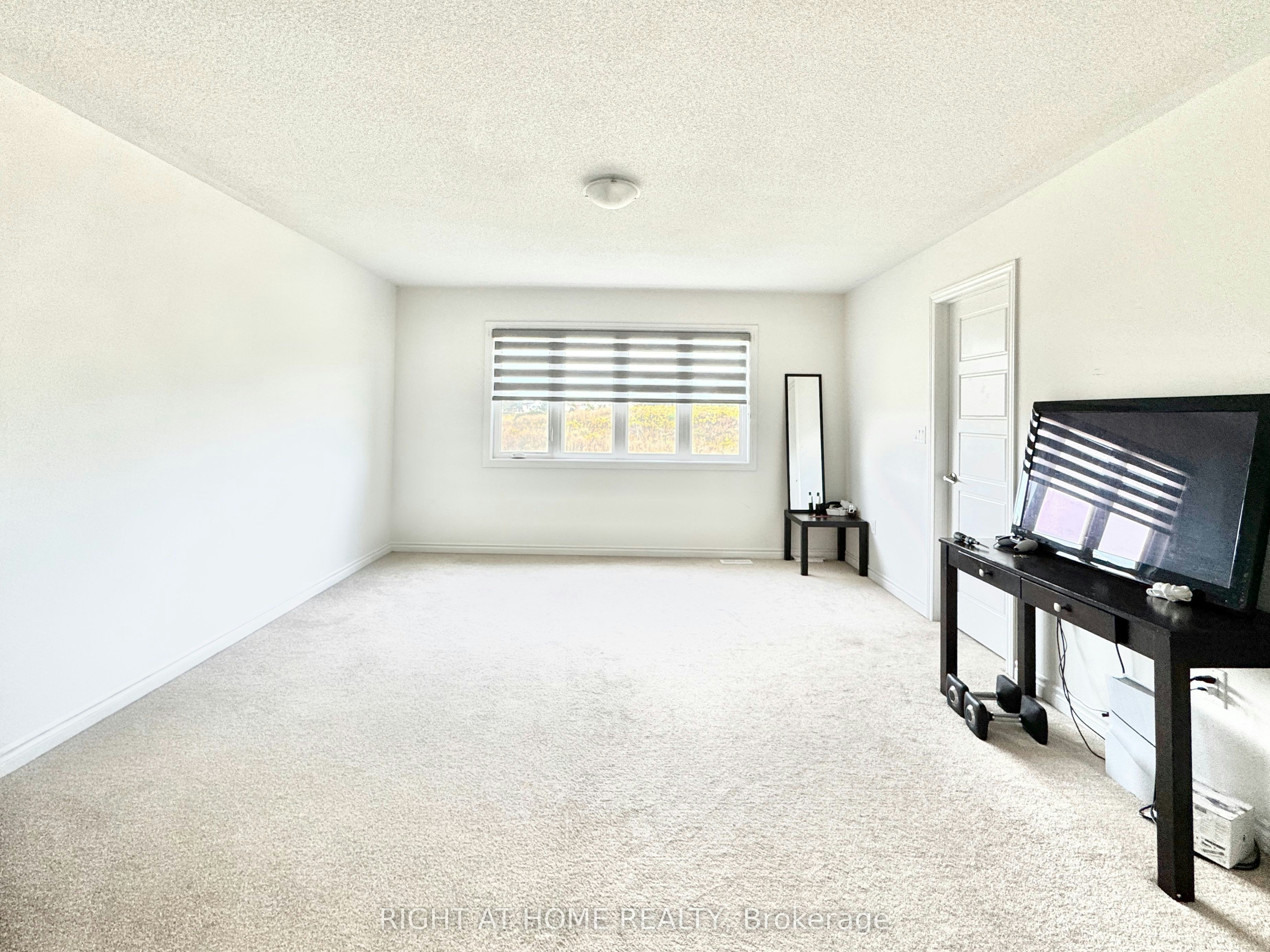 143 Shepherd Drive, Barrie, ON, L9J 0P9 - 5