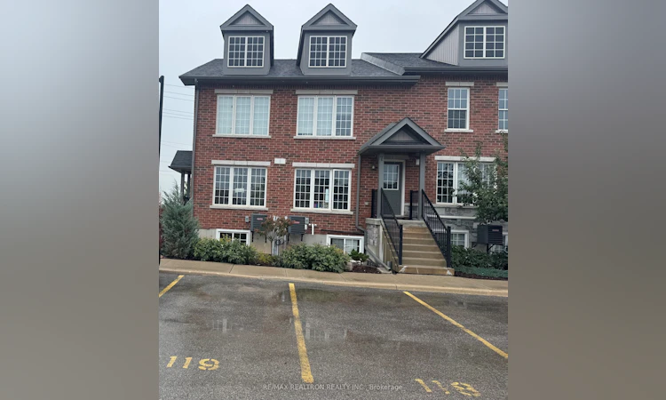 8-252 Penetanguishene Road