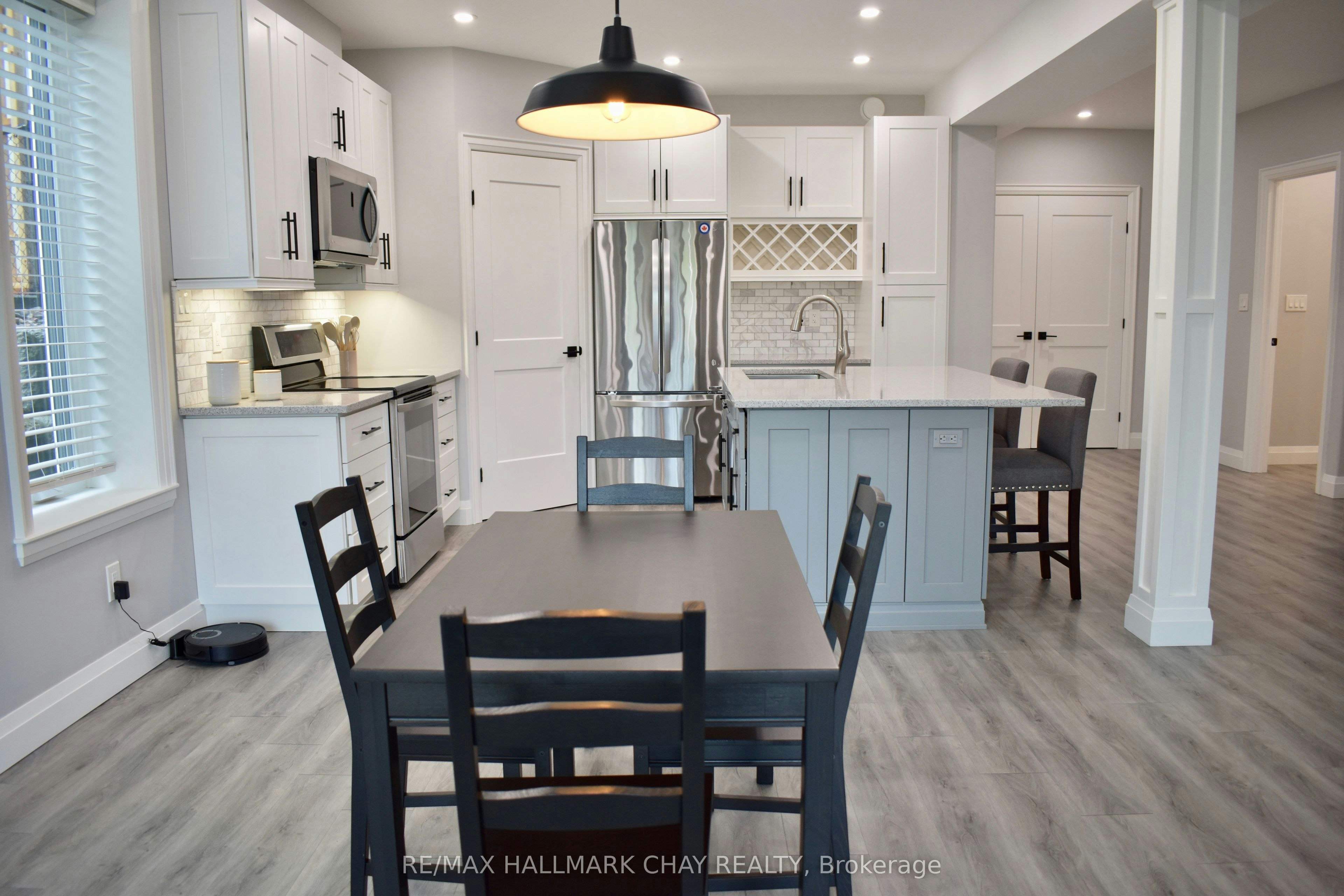 1448 B River Road W, Wasaga Beach, ON, L8Z 2H2 - 6
