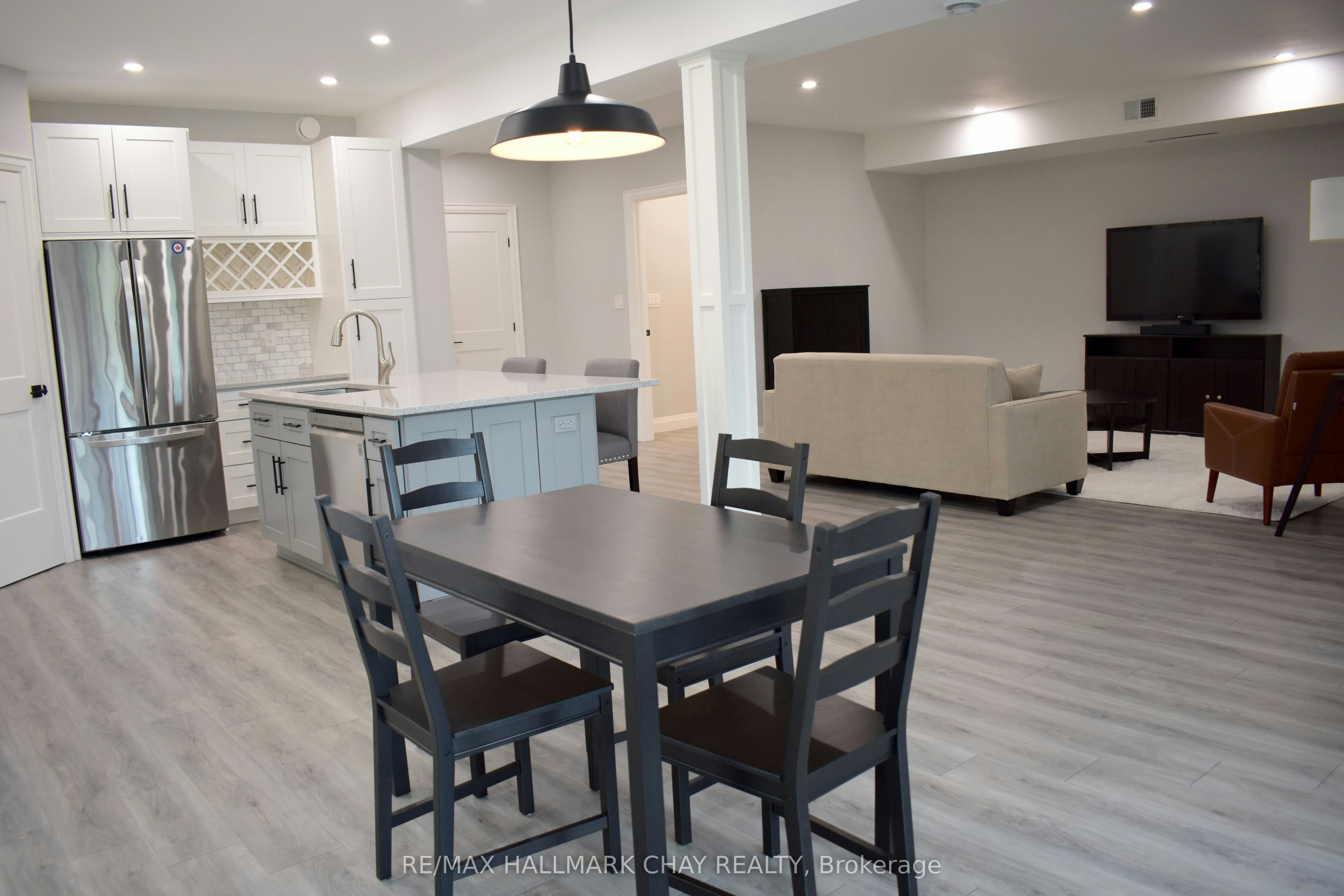 1448 B River Road W, Wasaga Beach, ON, L8Z 2H2 - 7