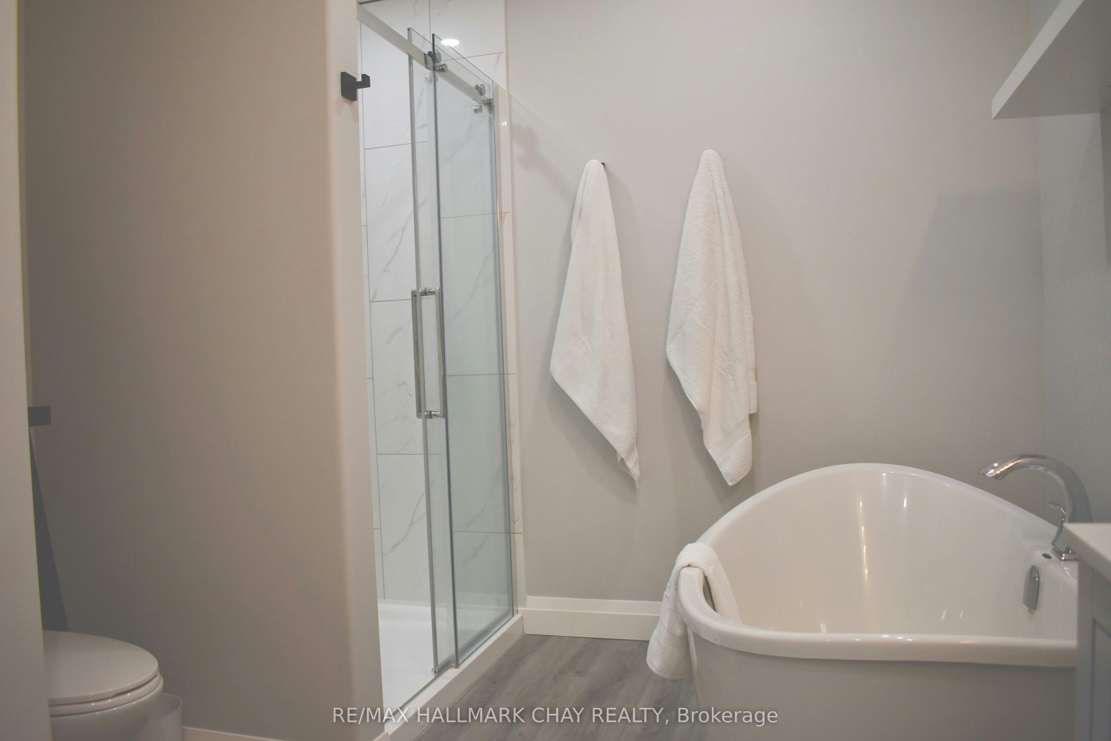 1448 B River Road W, Wasaga Beach, ON, L8Z 2H2 - 14