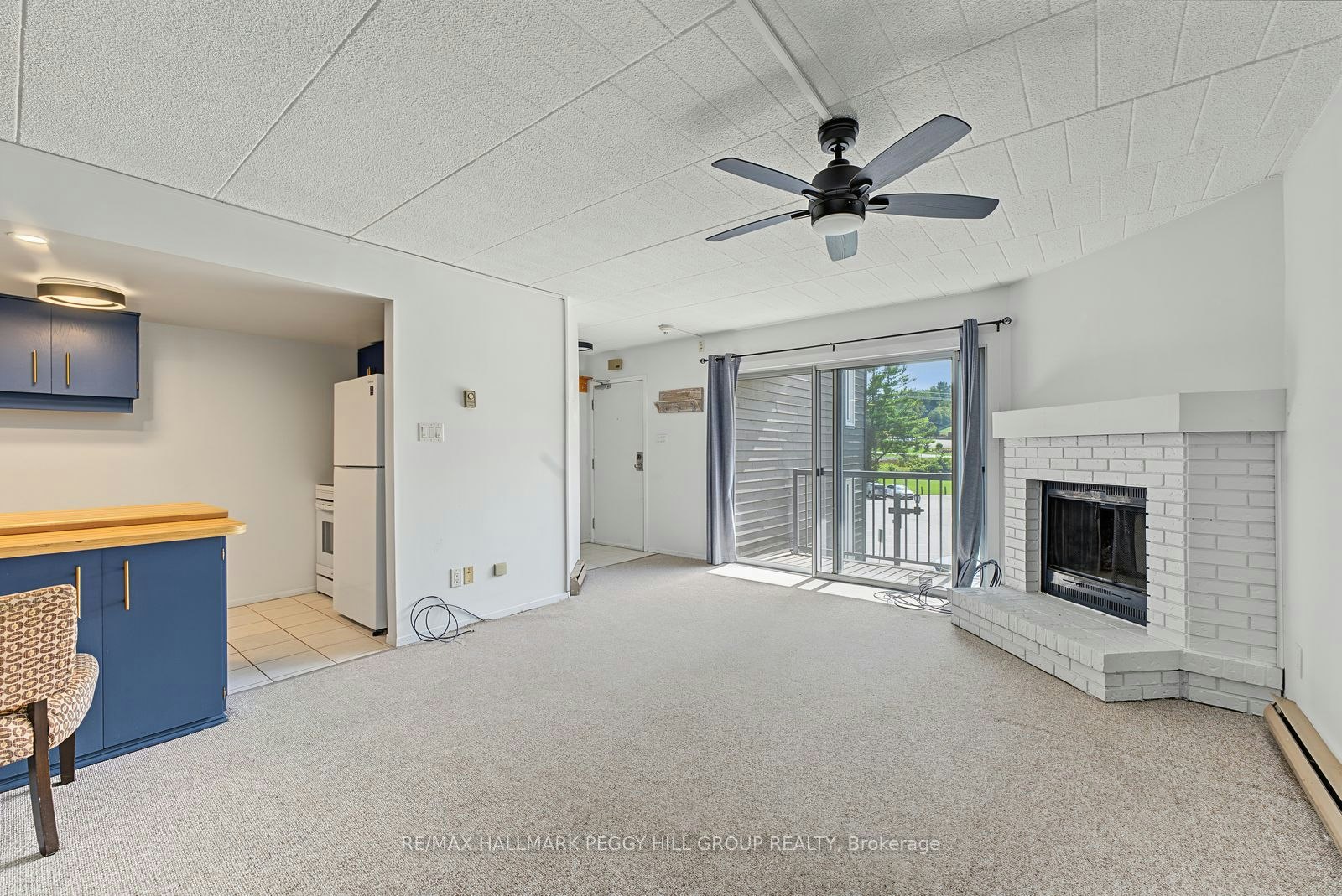 215-1102 Horseshoe Valley Road W, Oro-Medonte, ON, L4M 4Y8 - 2