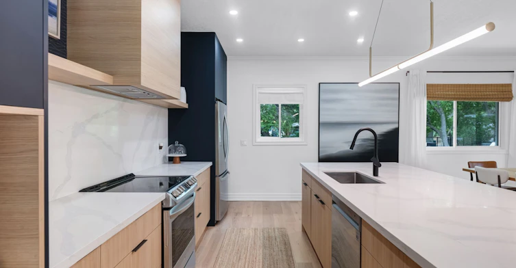 Main-256 Old Mosley Street, Wasaga Beach, ON, L9Z 2J2 - 8