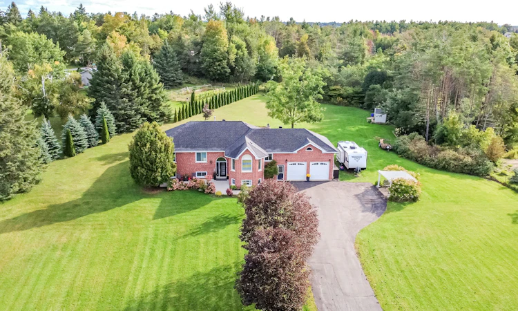 7 Orsi Drive