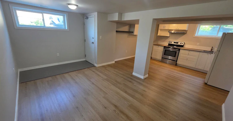Lower-35 Oak Street, Barrie, ON, L4M 3V3 - 6