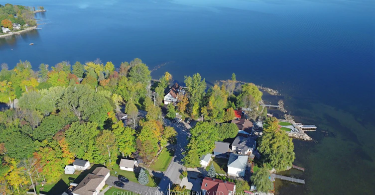 263 Robin's Point Road, Tay, ON, L0K 2A0 - 2