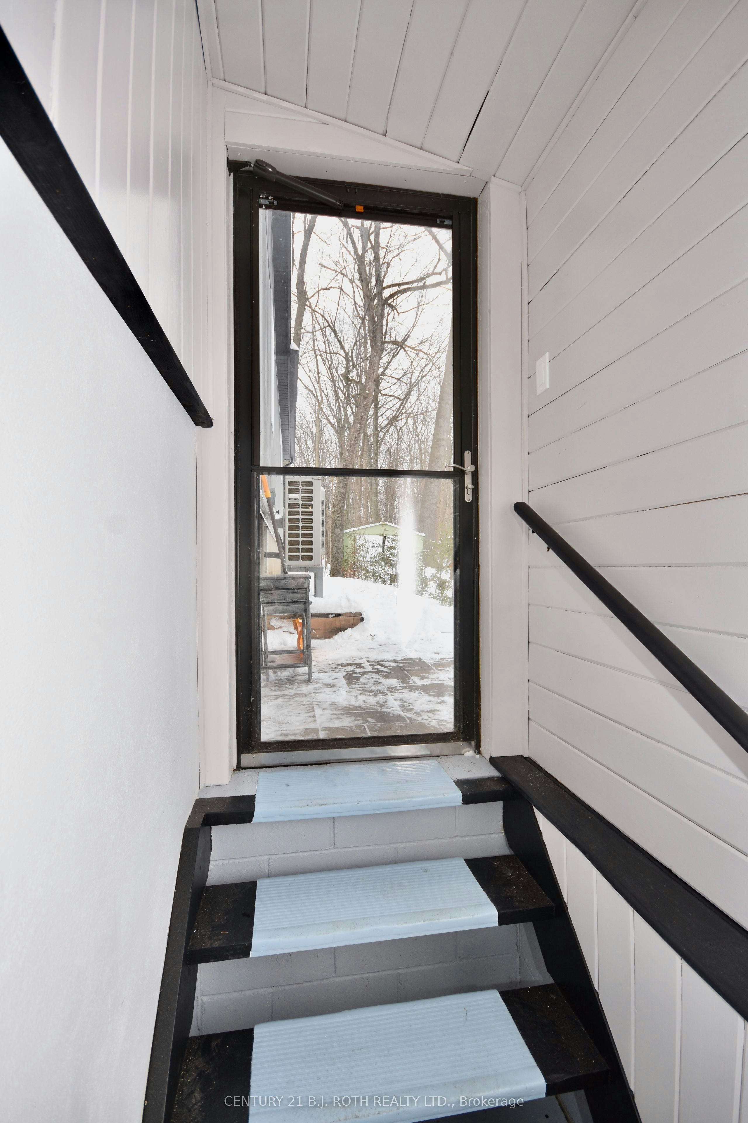 263 Robin's Point Road, Tay, ON, L0K 2A0 - 21
