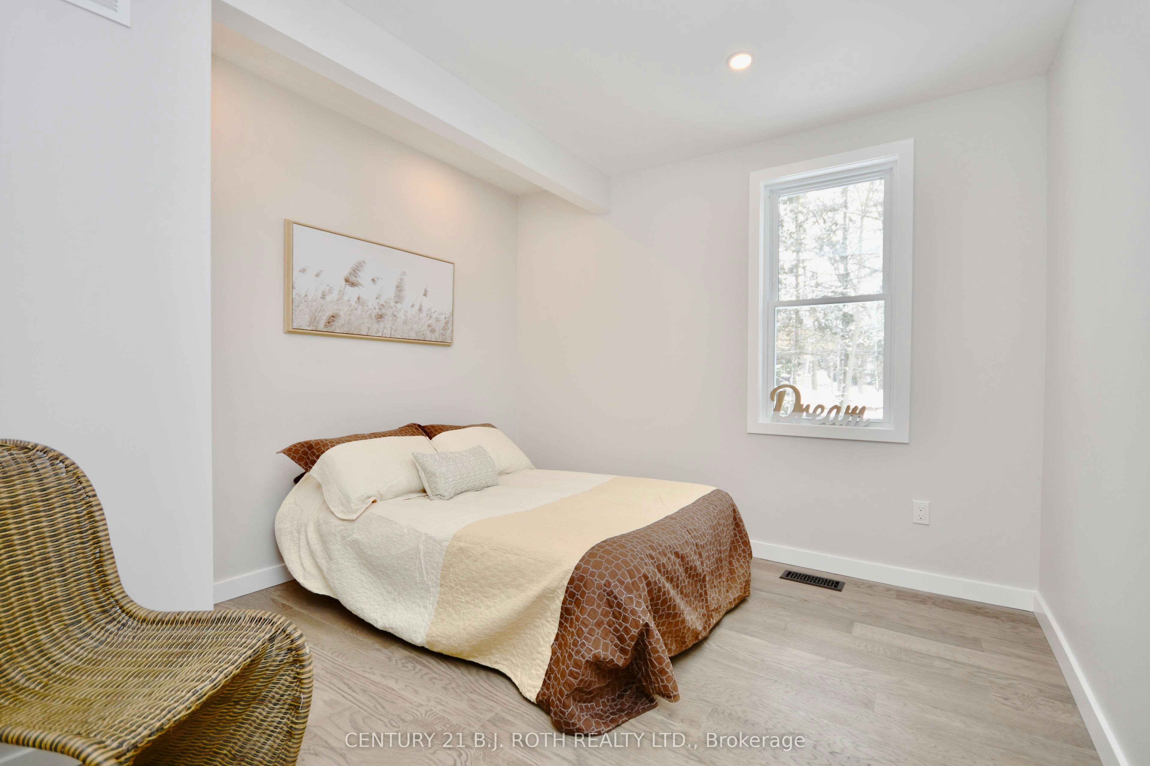 263 Robin's Point Road, Tay, ON, L0K 2A0 - 18
