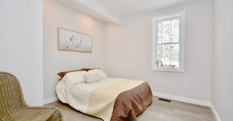 263 Robin's Point Road, Tay, ON, L0K 2A0 - 18