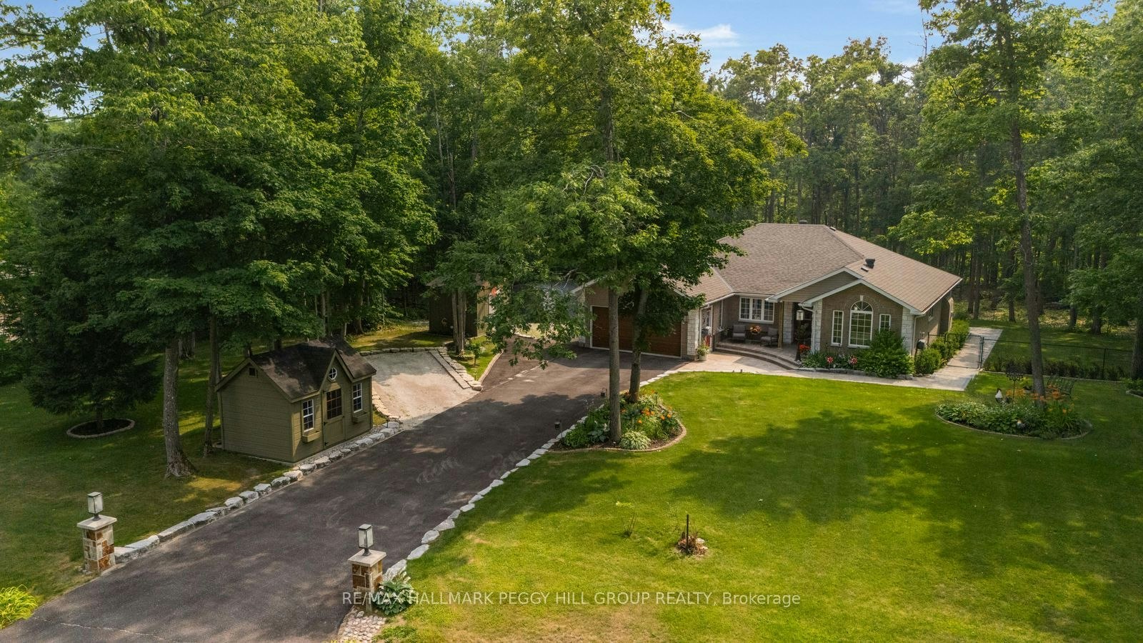 6 Maplehill Drive, Oro-Medonte, ON, L0L 2L0