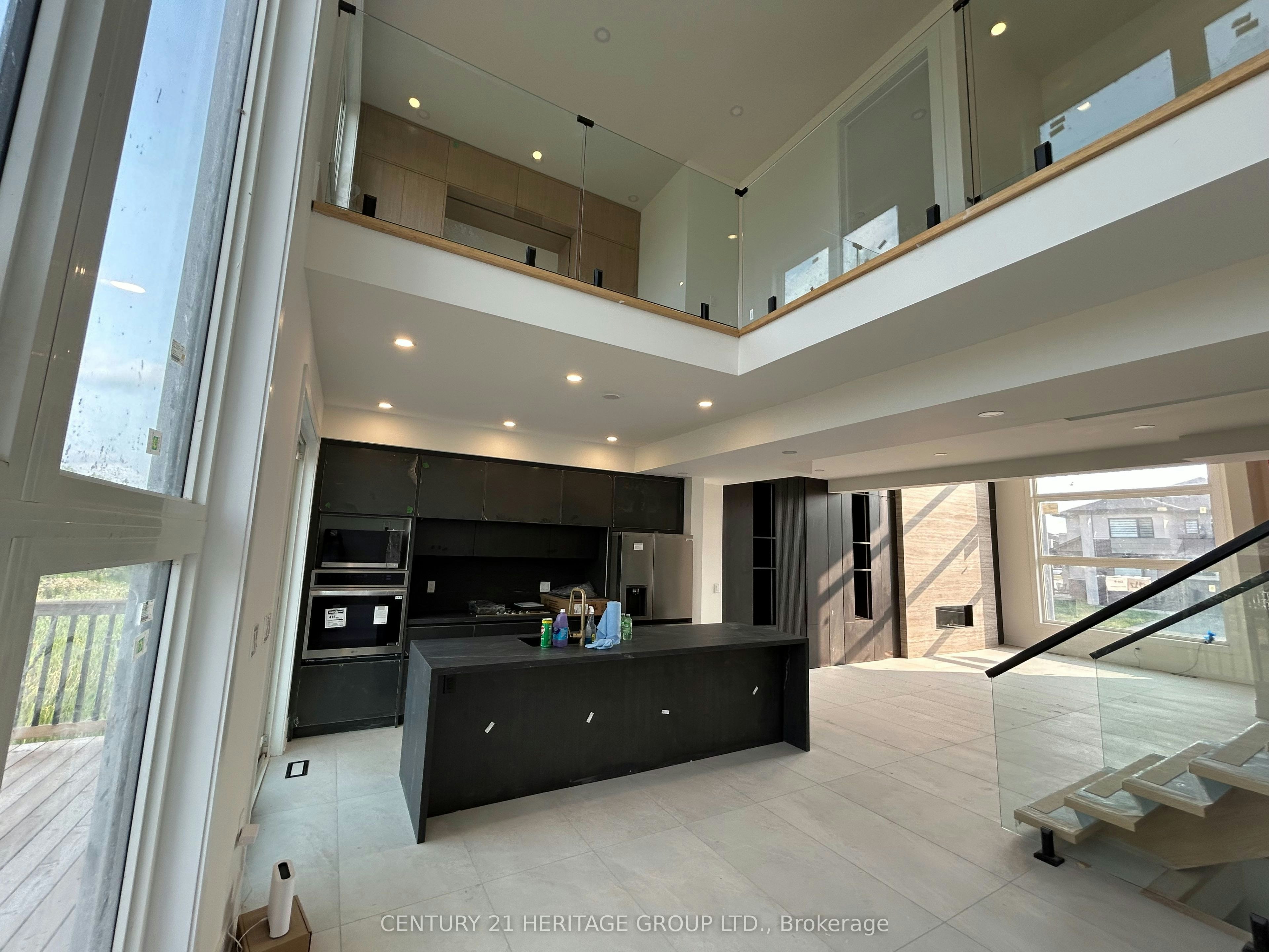 3717 Lakepoint Drive, Severn, ON, L3V 8M9 - 4