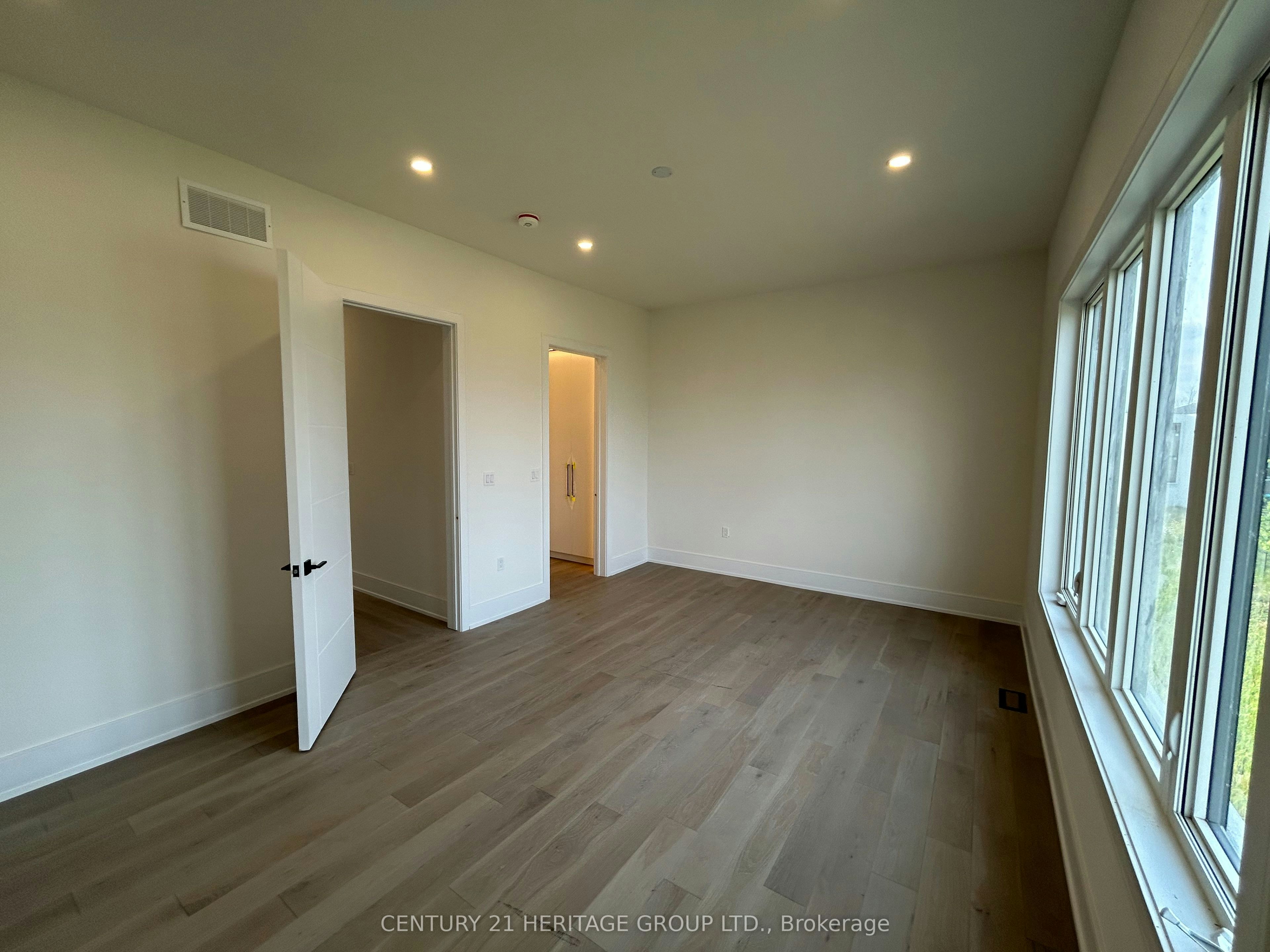 3717 Lakepoint Drive, Severn, ON, L3V 8M9 - 13