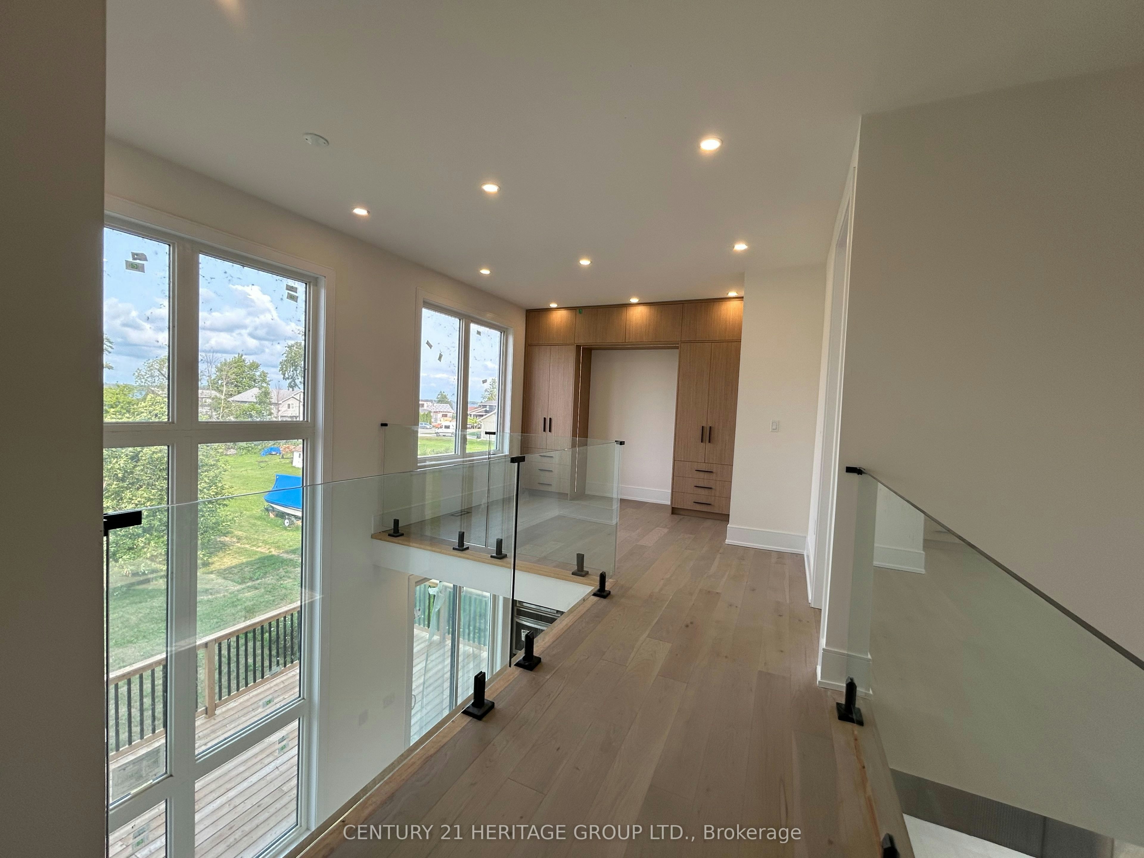 3717 Lakepoint Drive, Severn, ON, L3V 8M9 - 10