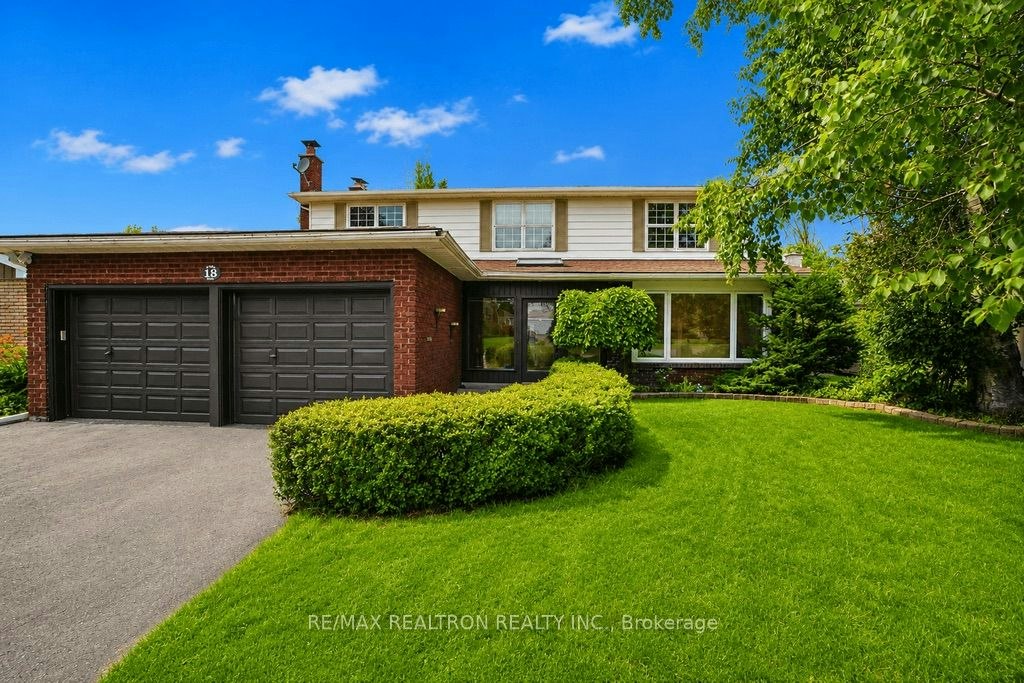 18 Debra Crescent, Barrie, ON, L4N 3T1 - 3