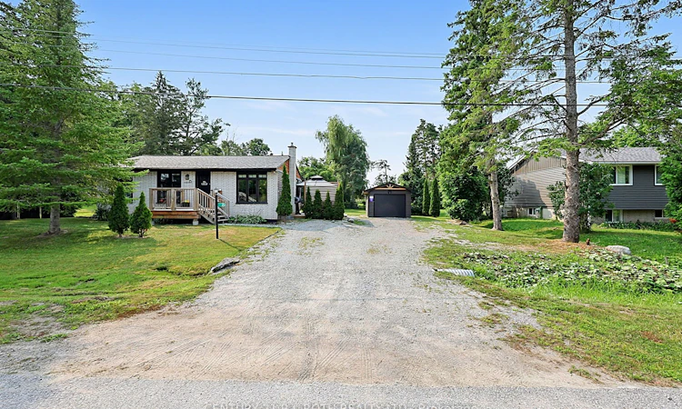 25 Glengrove Avenue
