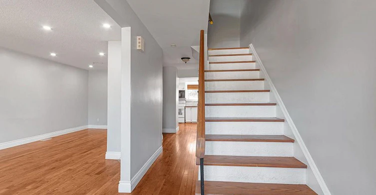 27 Daphne Crescent, Barrie, ON, L4M 2Y7 - 2