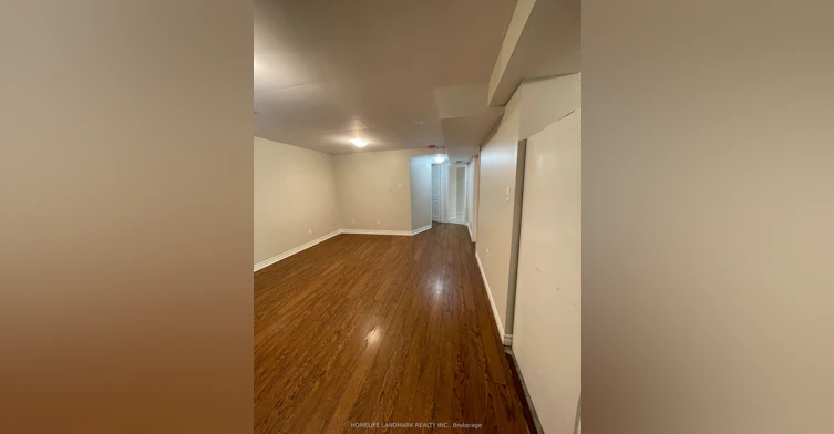 17 Lang Drive, Barrie, ON, L4N 7X9