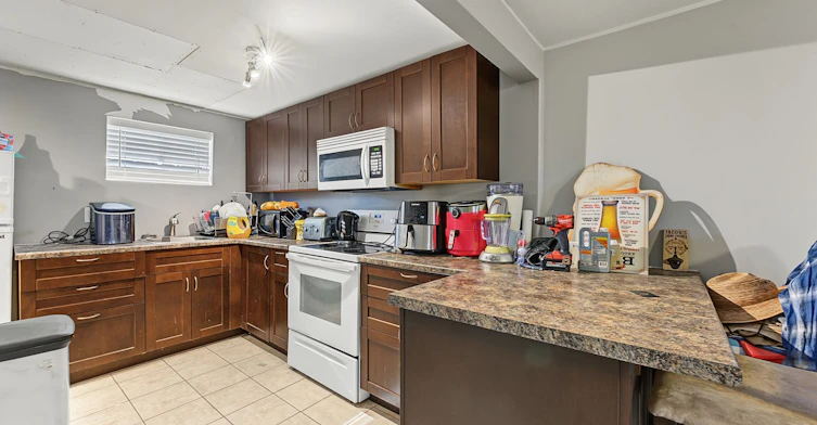 Lower-9 Baker Crescent, Barrie, ON, L4M 3J4 - 4