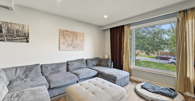 Upper-9 Baker Crescent, Barrie, ON, L4M 3J4 - 3