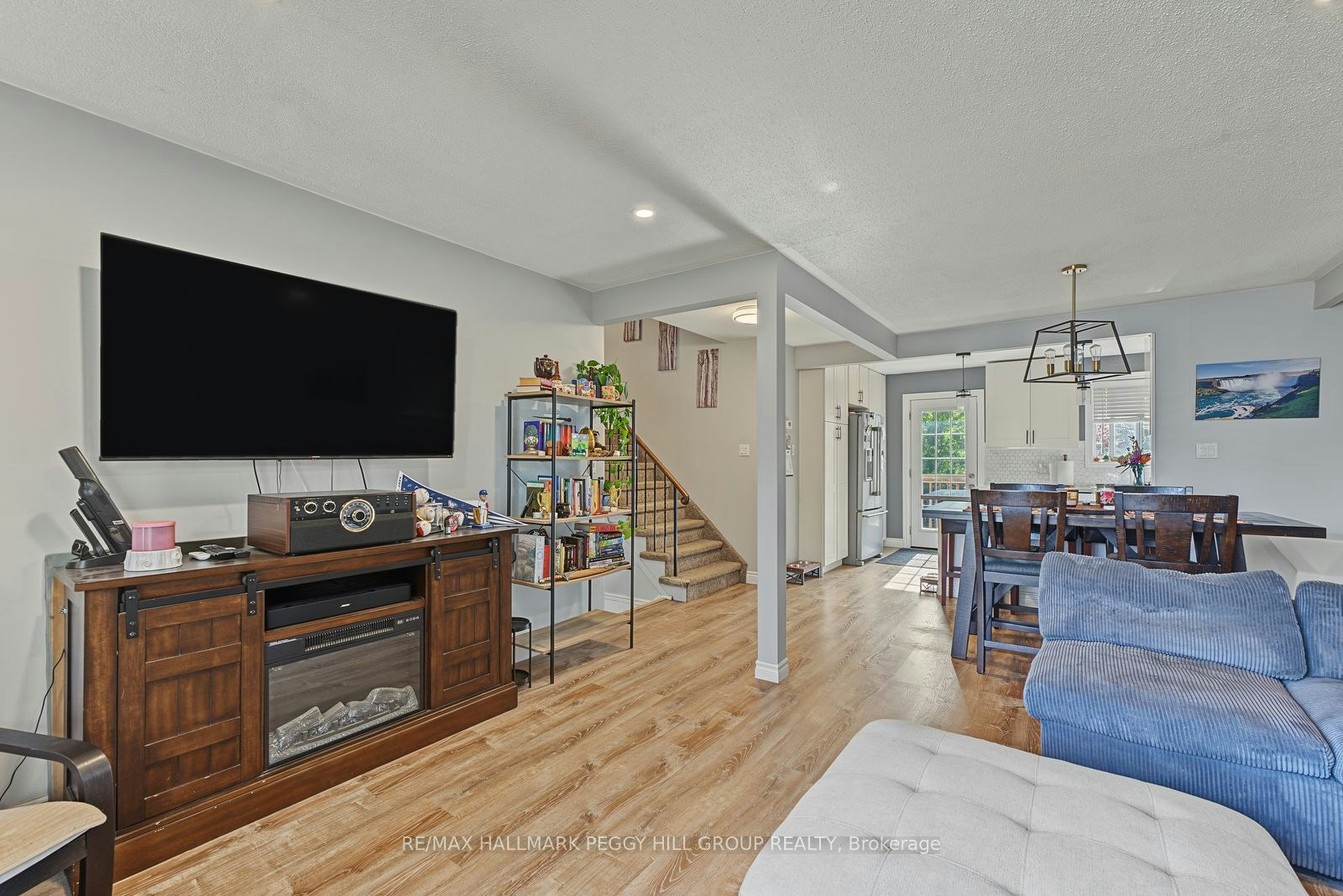 Upper-9 Baker Crescent, Barrie, ON, L4M 3J4 - 5
