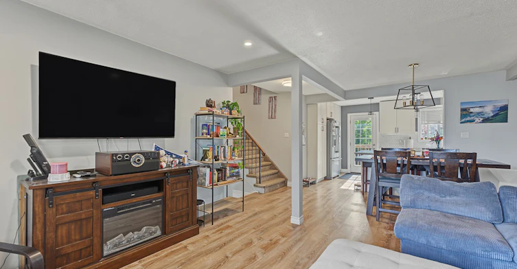 Upper-9 Baker Crescent, Barrie, ON, L4M 3J4 - 5