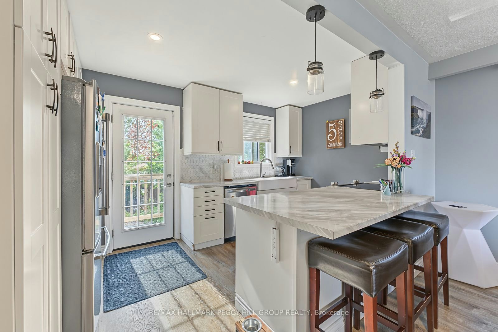 Upper-9 Baker Crescent, Barrie, ON, L4M 3J4 - 6