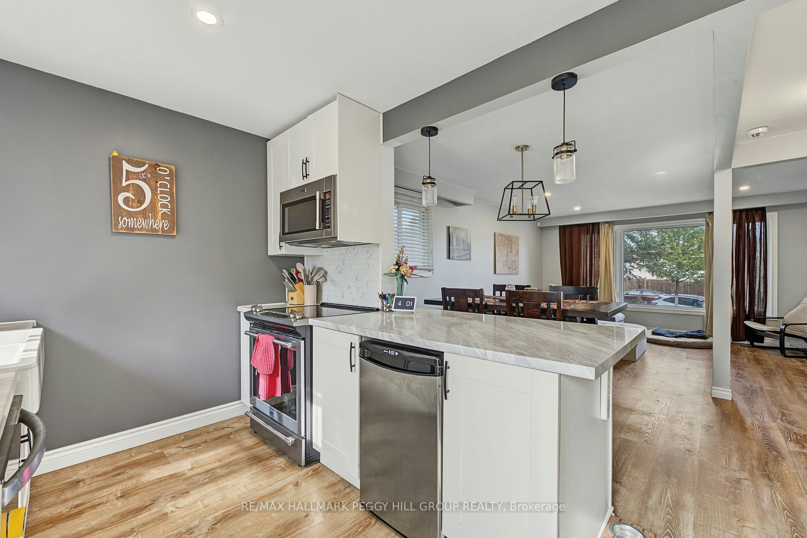 Upper-9 Baker Crescent, Barrie, ON, L4M 3J4 - 7