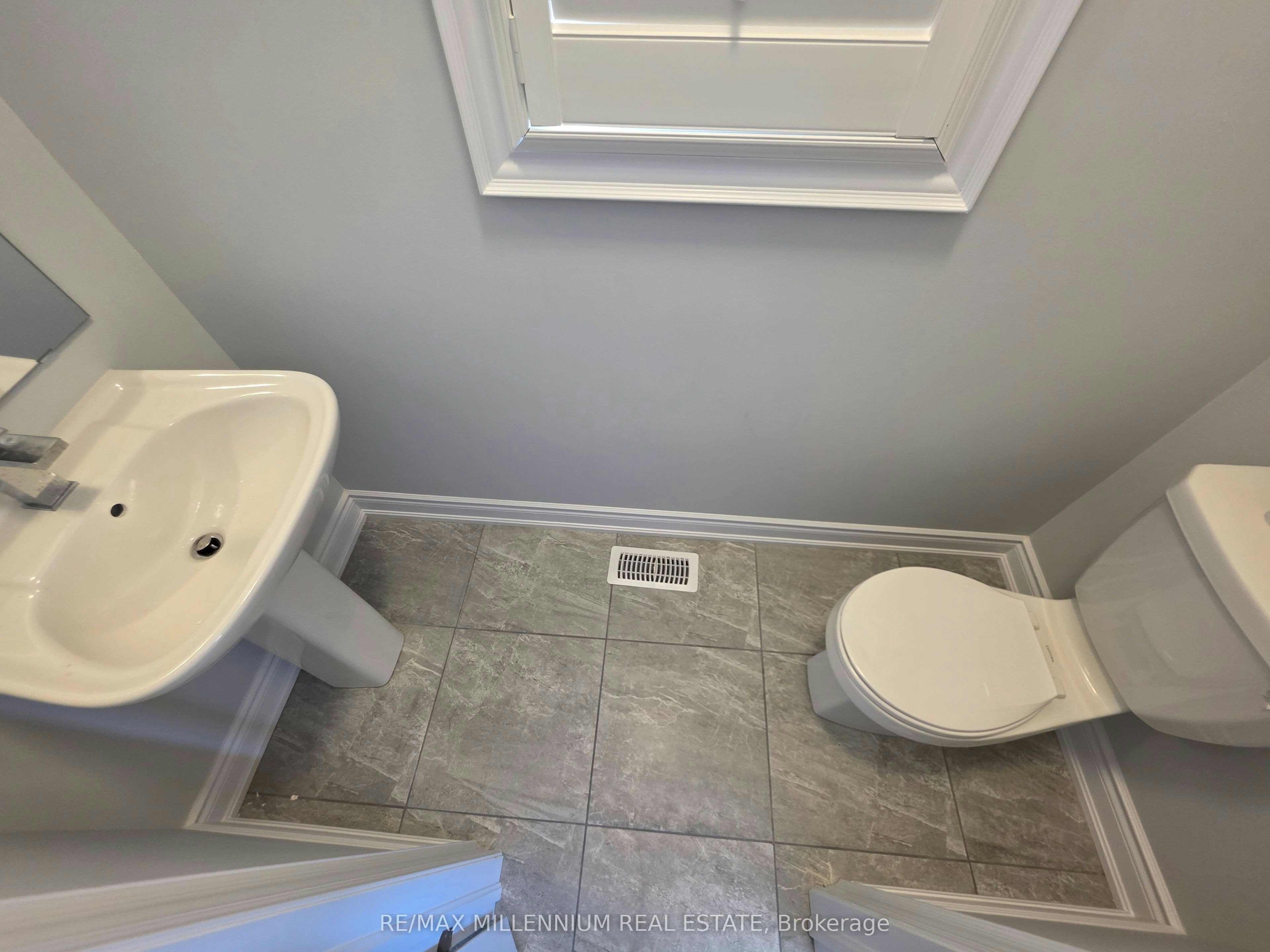 87 Bearberry Road E, Springwater, ON, L9X 2C9 - 4