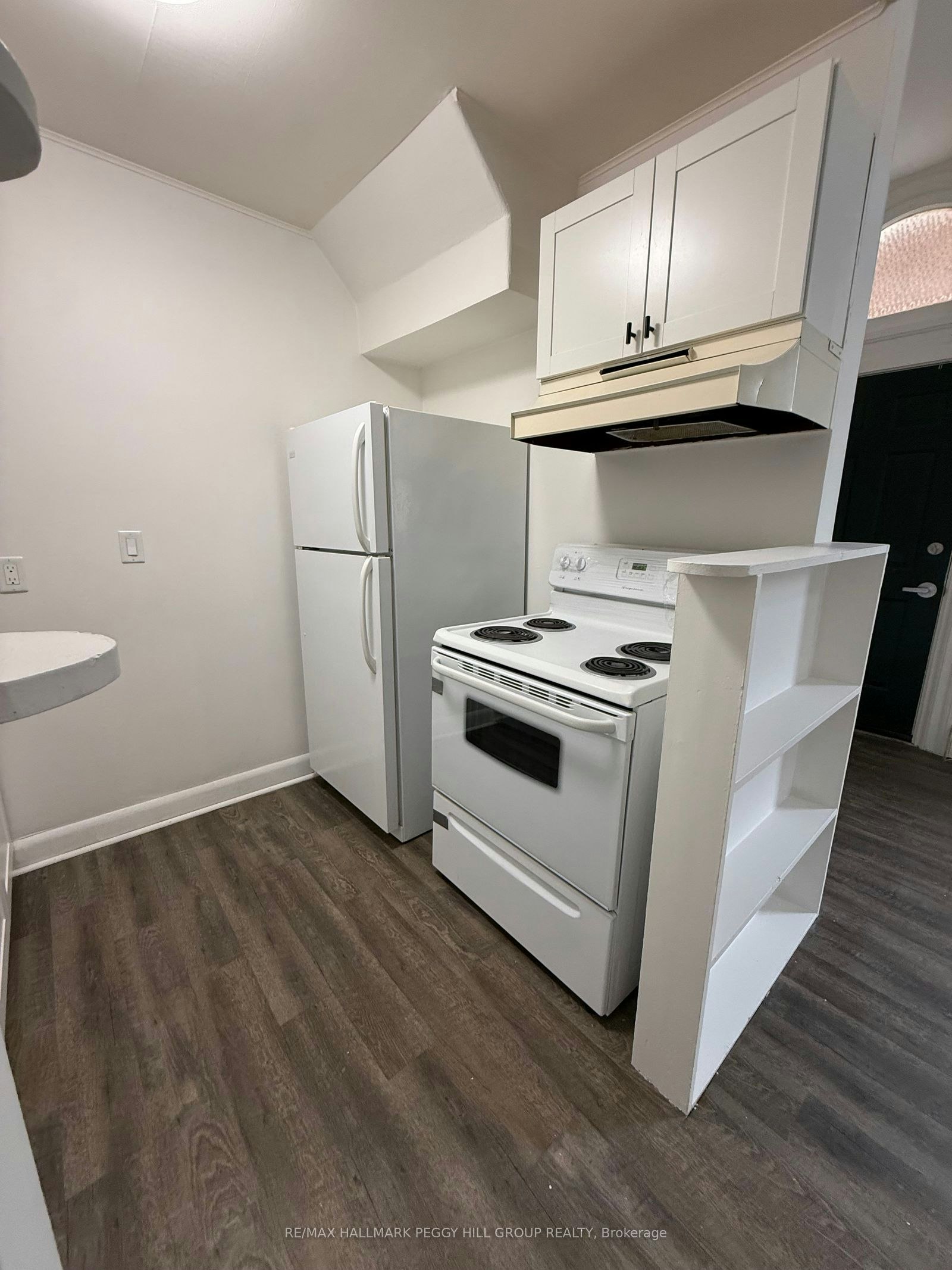 2-42 Toronto Street, Barrie, ON, L4N 1T9 - 3