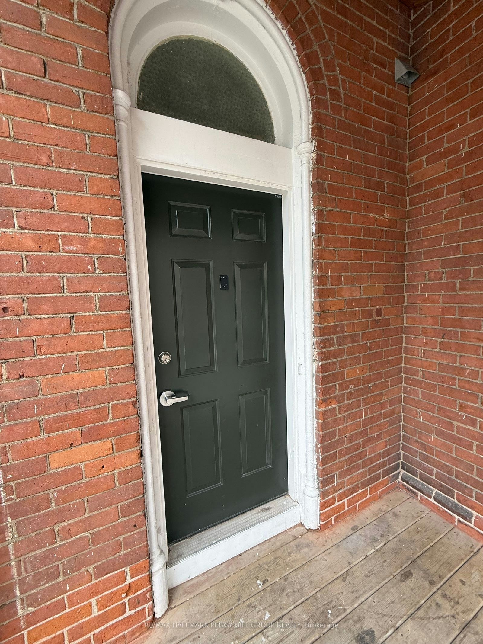 2-42 Toronto Street, Barrie, ON, L4N 1T9 - 2