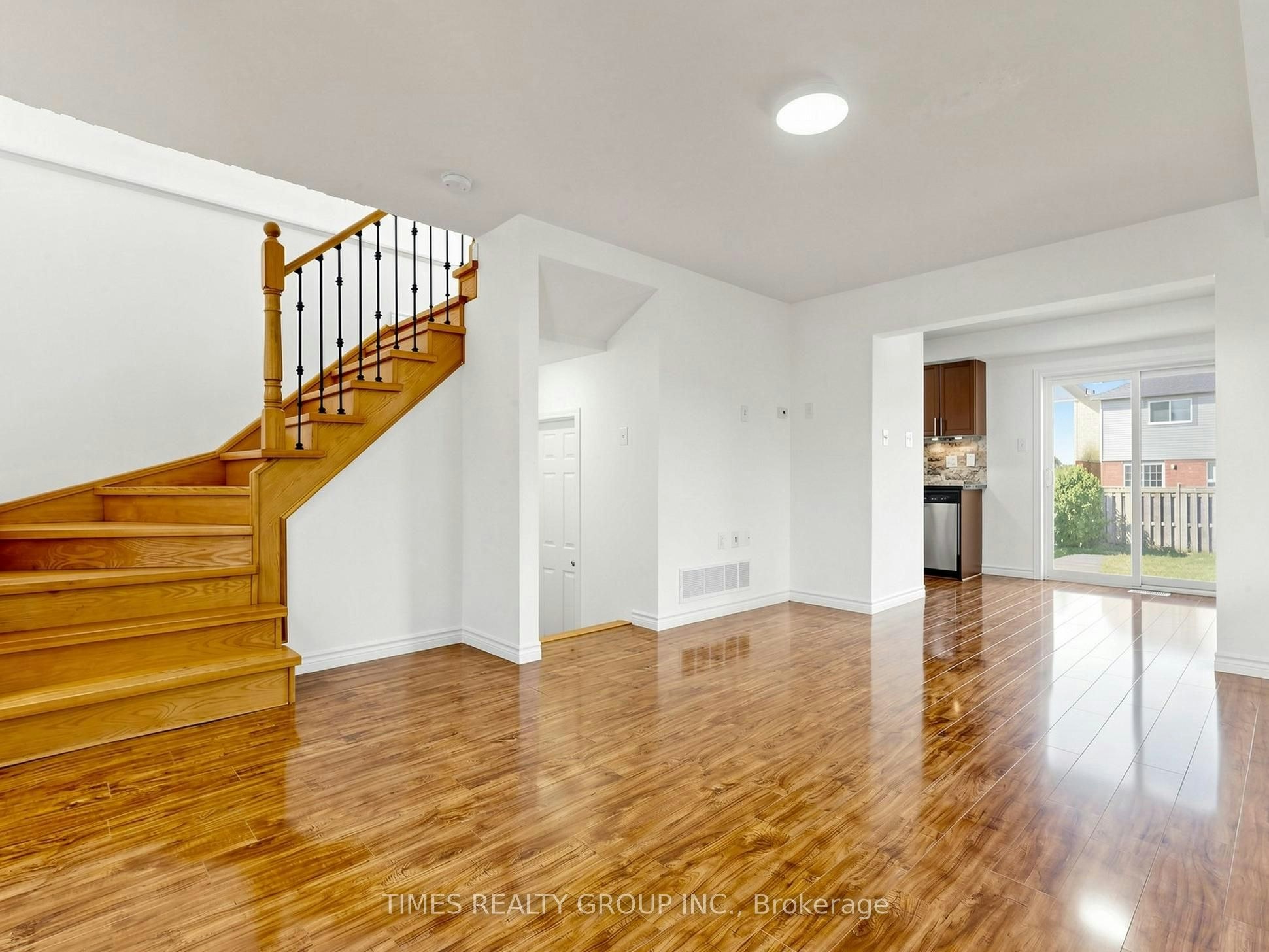 46 Ridwell Street, Barrie, ON, L4N 0W7 - 3