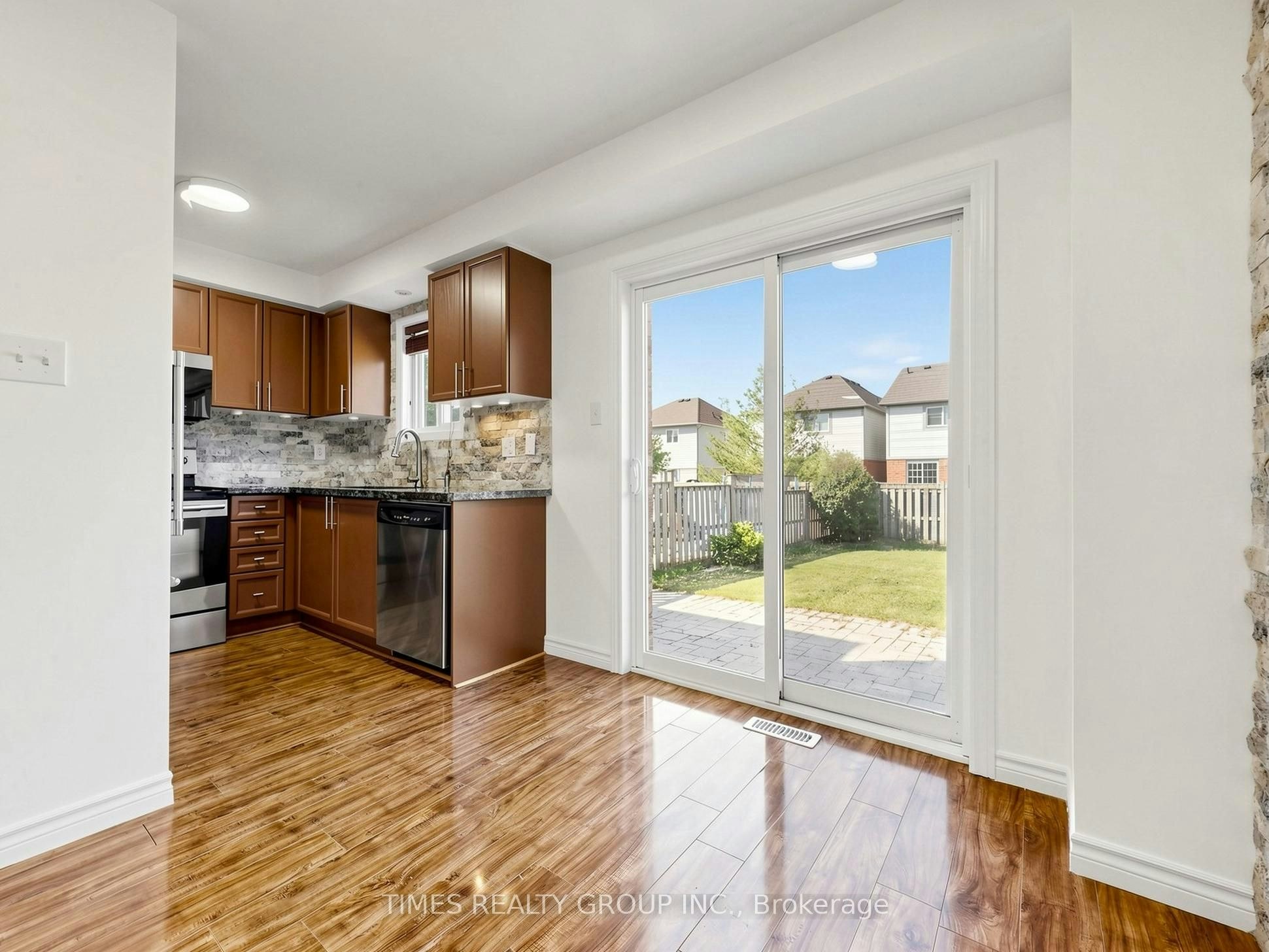 46 Ridwell Street, Barrie, ON, L4N 0W7 - 8