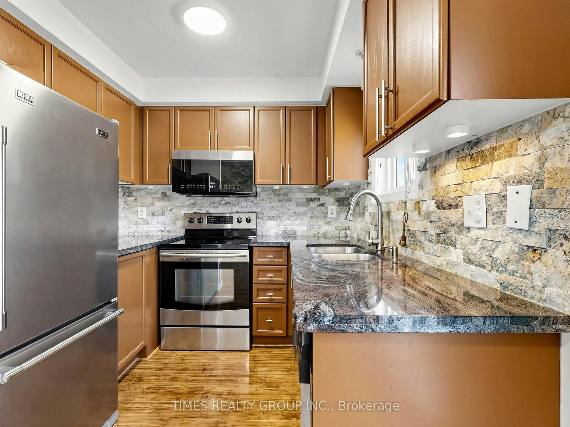 46 Ridwell Street, Barrie, ON, L4N 0W7 - 9
