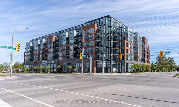 409-681 Yonge Street