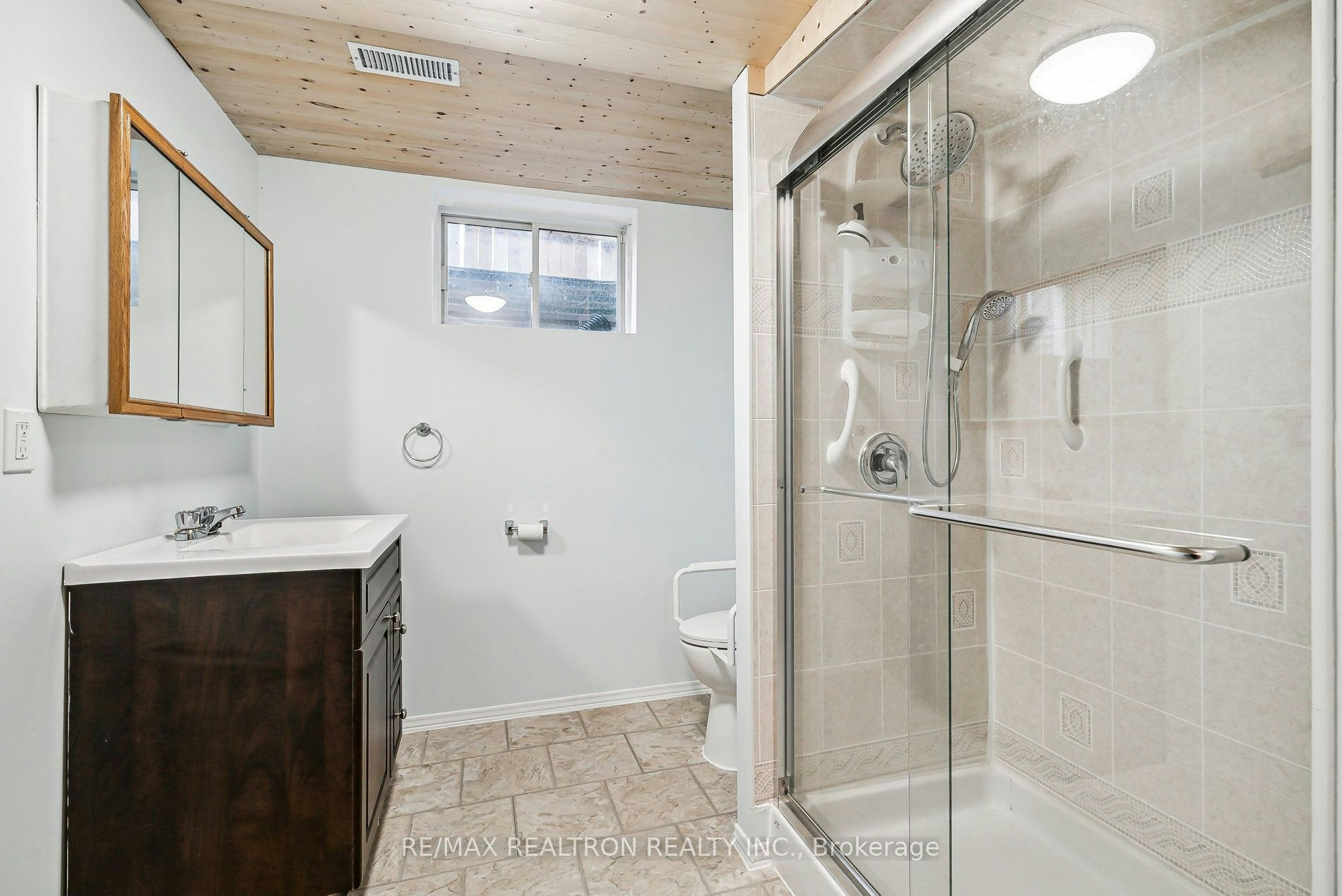 50 Holly Meadow Road, Barrie, ON, L4N 0E3 - 44