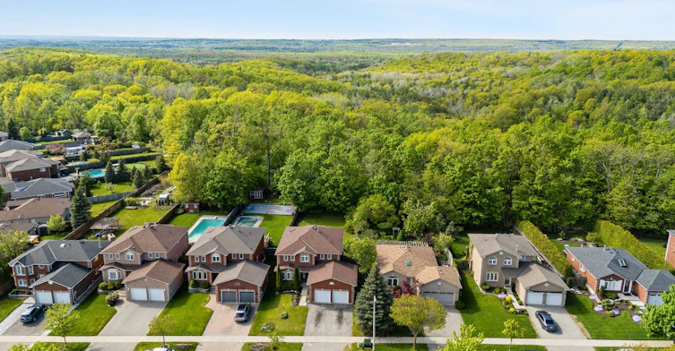 50 Holly Meadow Road, Barrie, ON, L4N 0E3 - 3