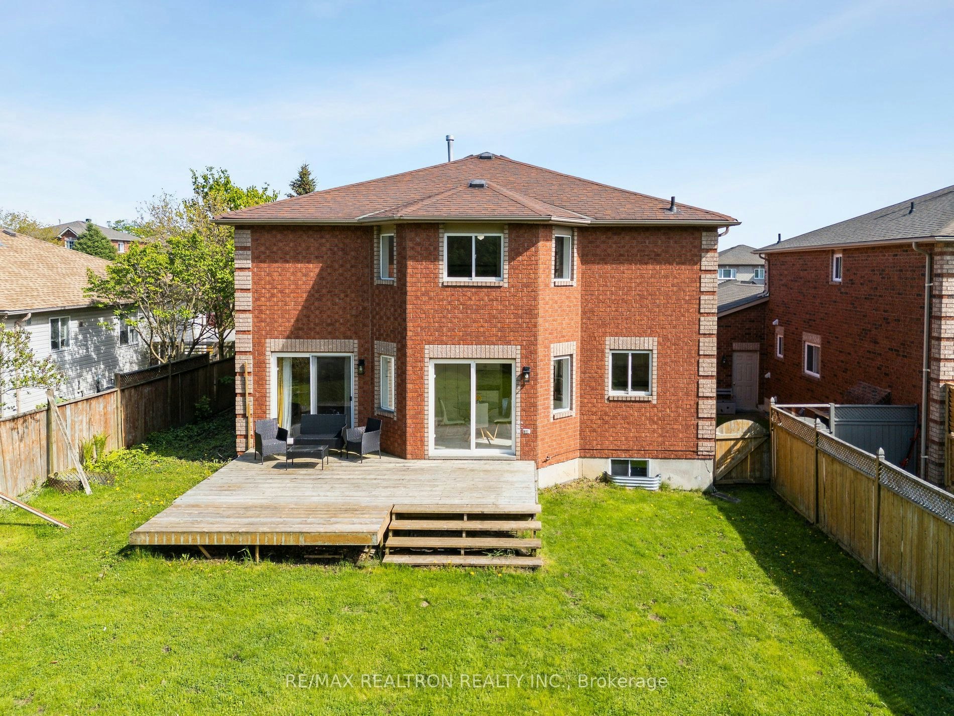 50 Holly Meadow Road, Barrie, ON, L4N 0E3 - 50