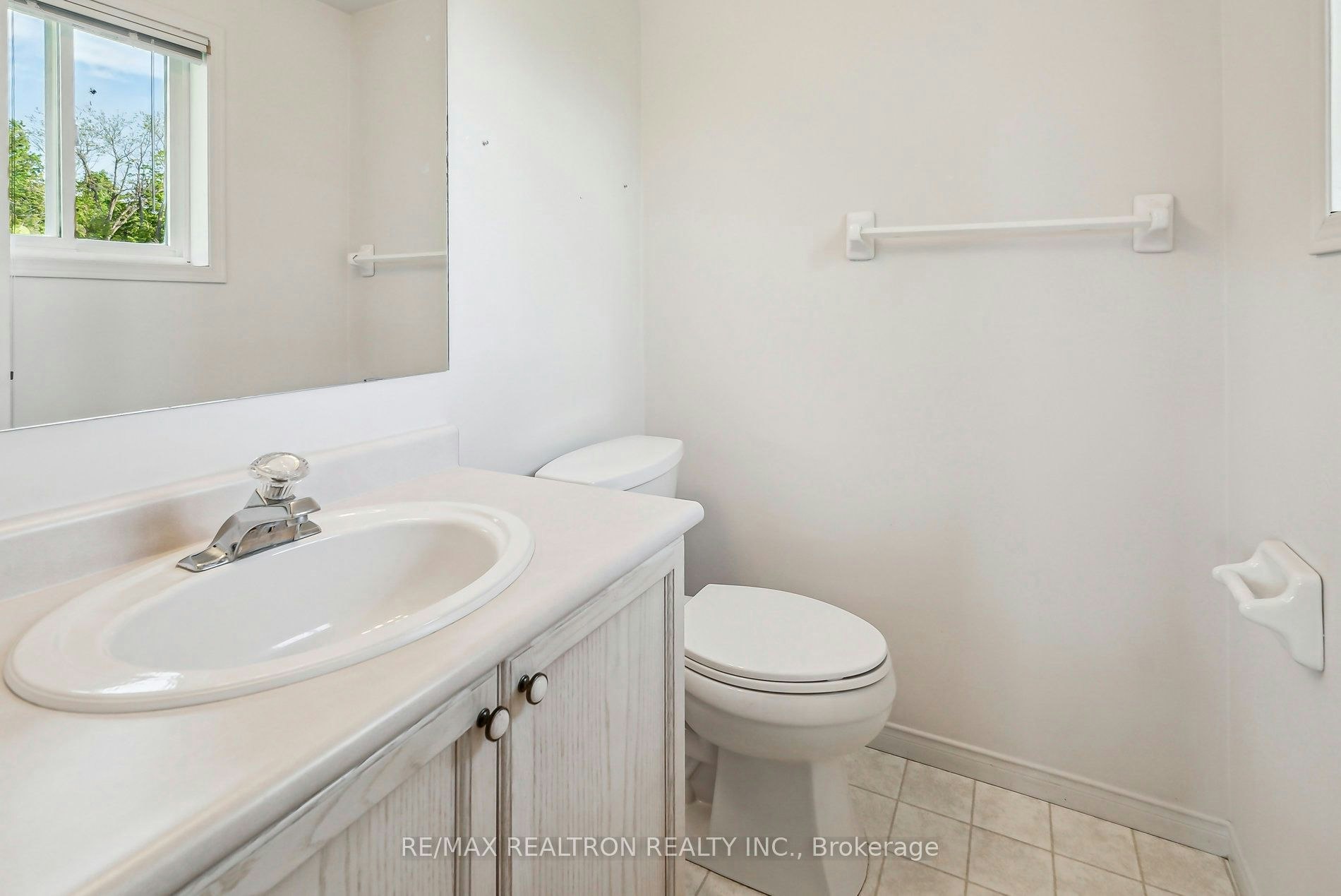 50 Holly Meadow Road, Barrie, ON, L4N 0E3 - 35