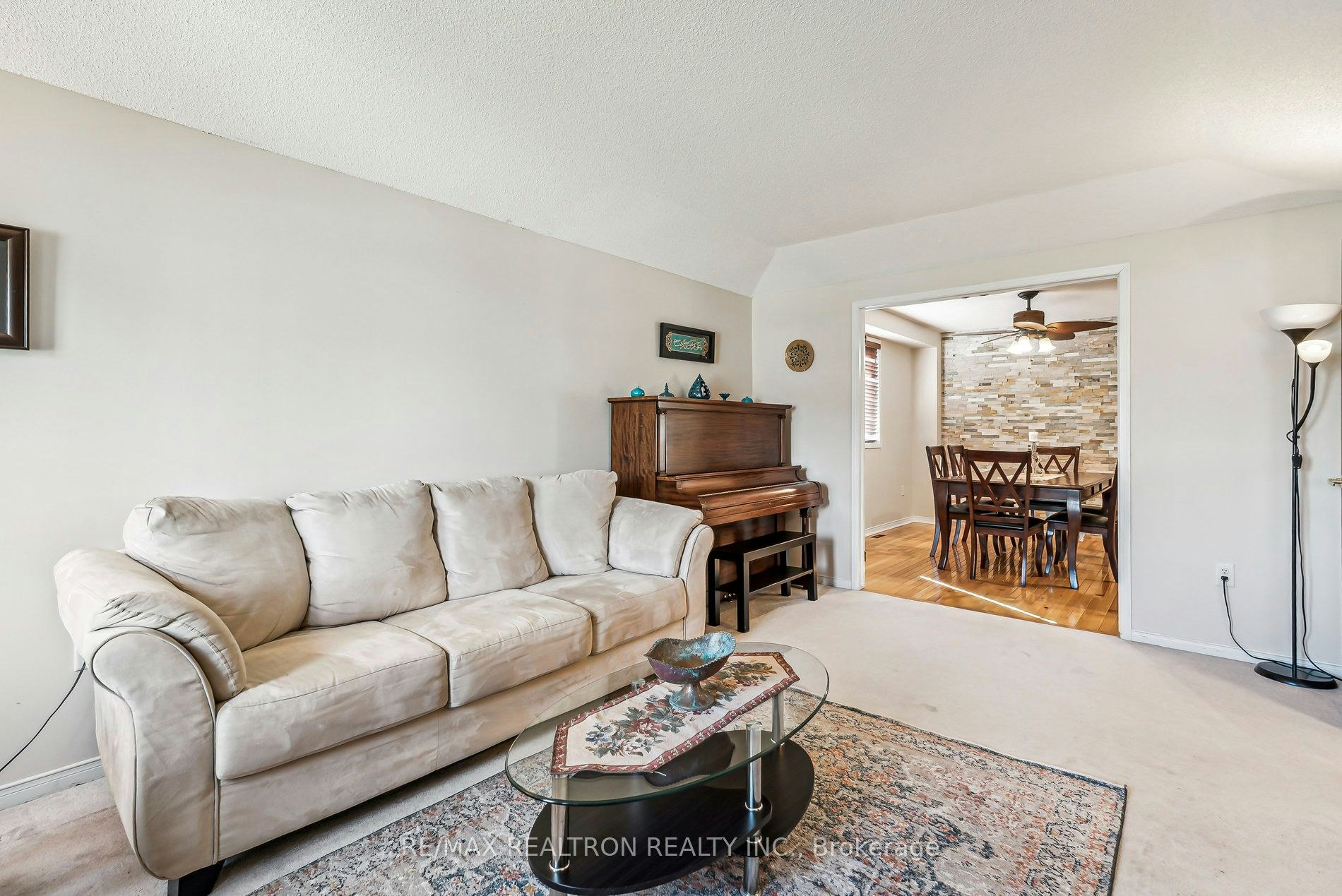 50 Holly Meadow Road, Barrie, ON, L4N 0E3 - 12