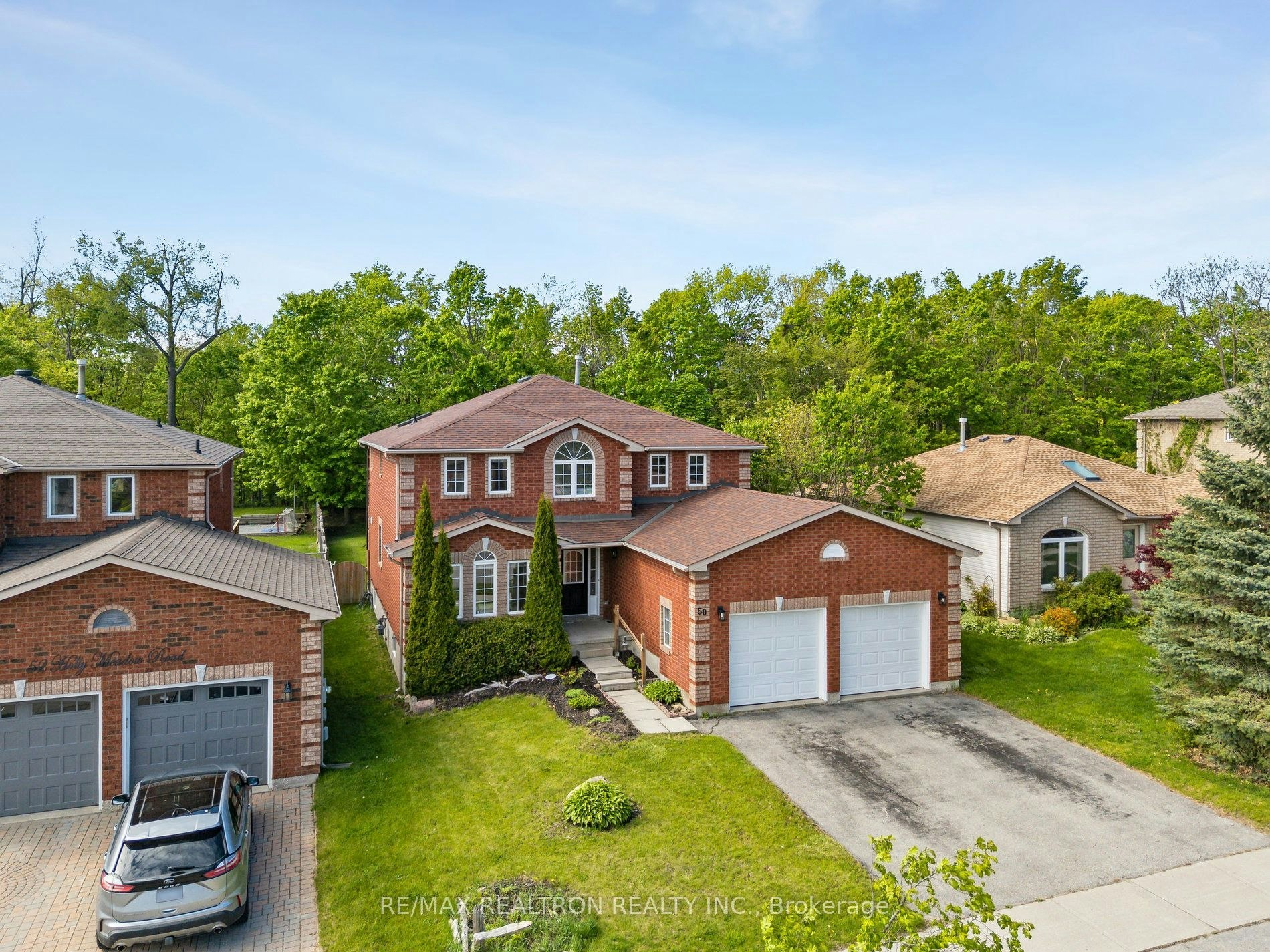 50 Holly Meadow Road, Barrie, ON, L4N 0E3 - 6