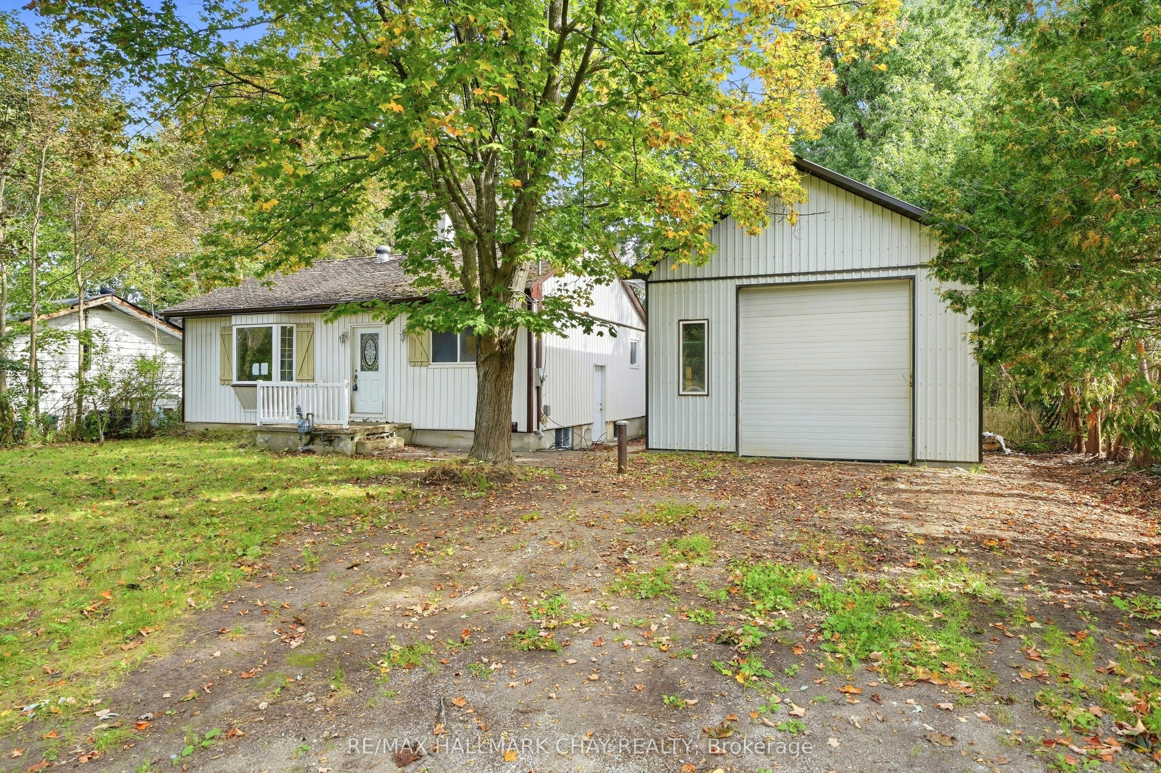 1213 Bayfield Street N, Springwater, ON, L9X 0N6